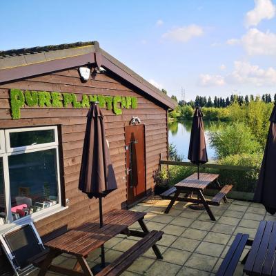 Pureplanet Café & Shop